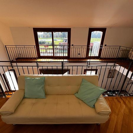Antico Borgo Di Liteggio Bed & Breakfast Cologno al Serio Exterior photo
