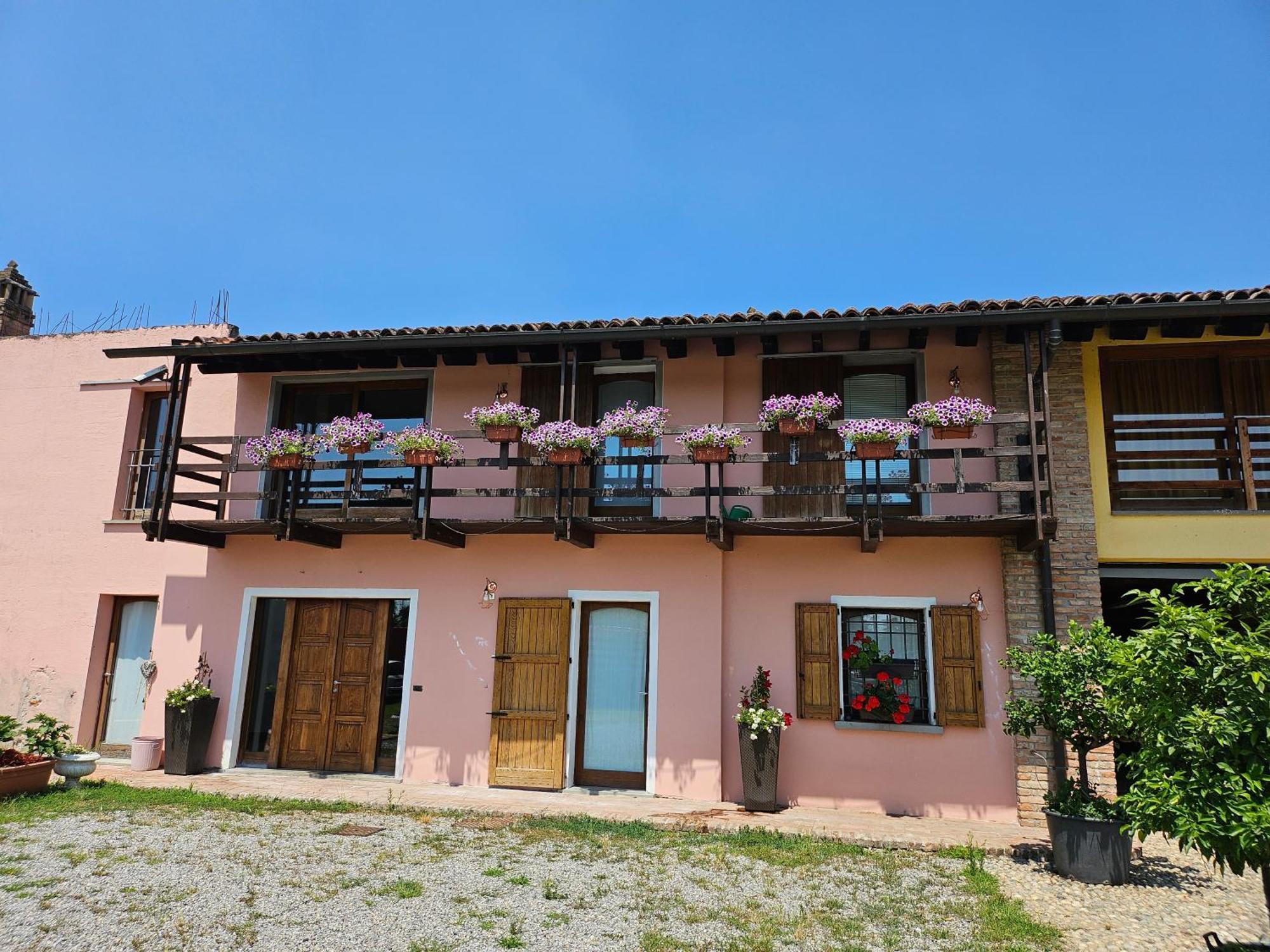 Antico Borgo Di Liteggio Bed & Breakfast Cologno al Serio Exterior photo