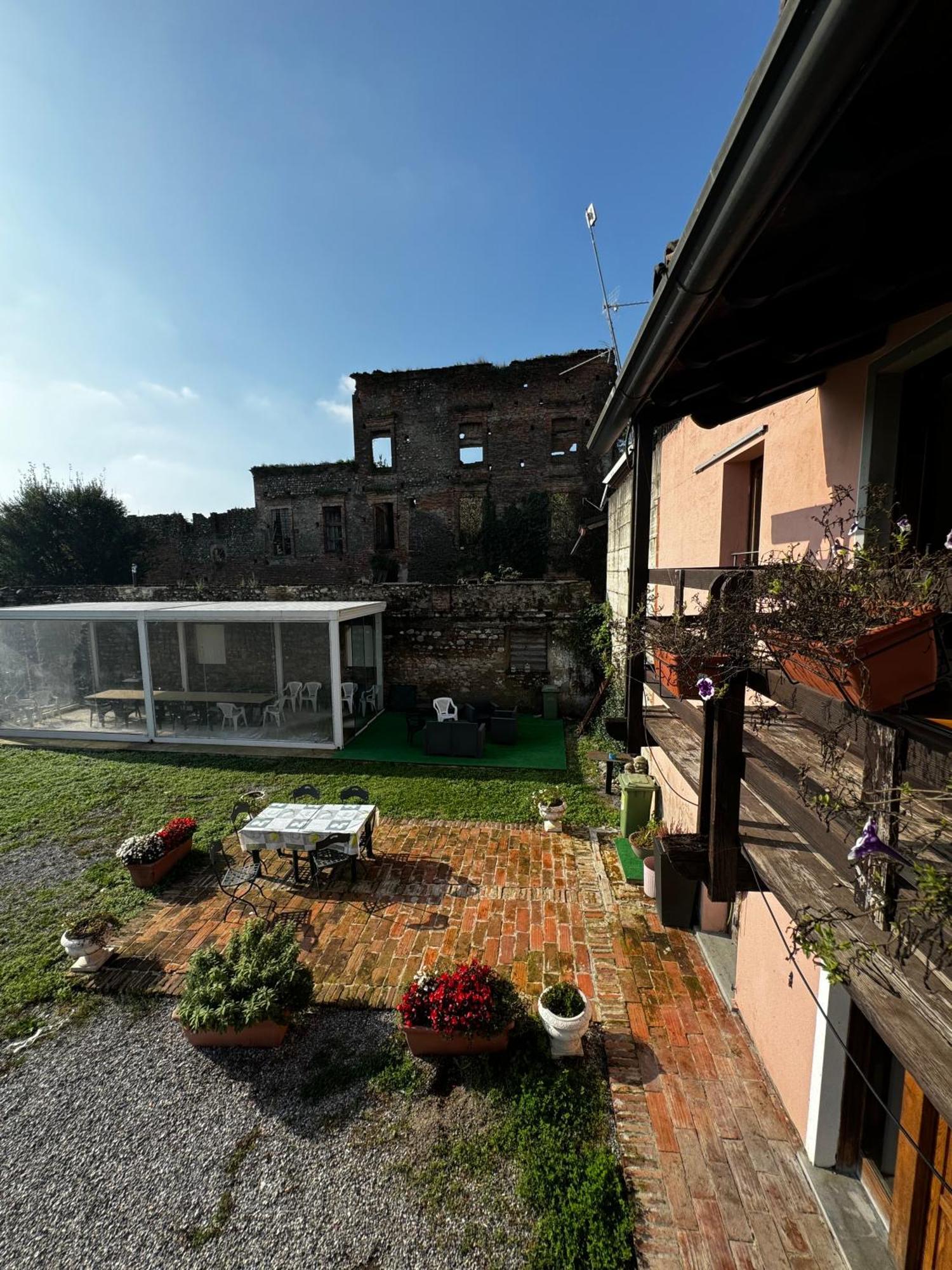 Antico Borgo Di Liteggio Bed & Breakfast Cologno al Serio Exterior photo