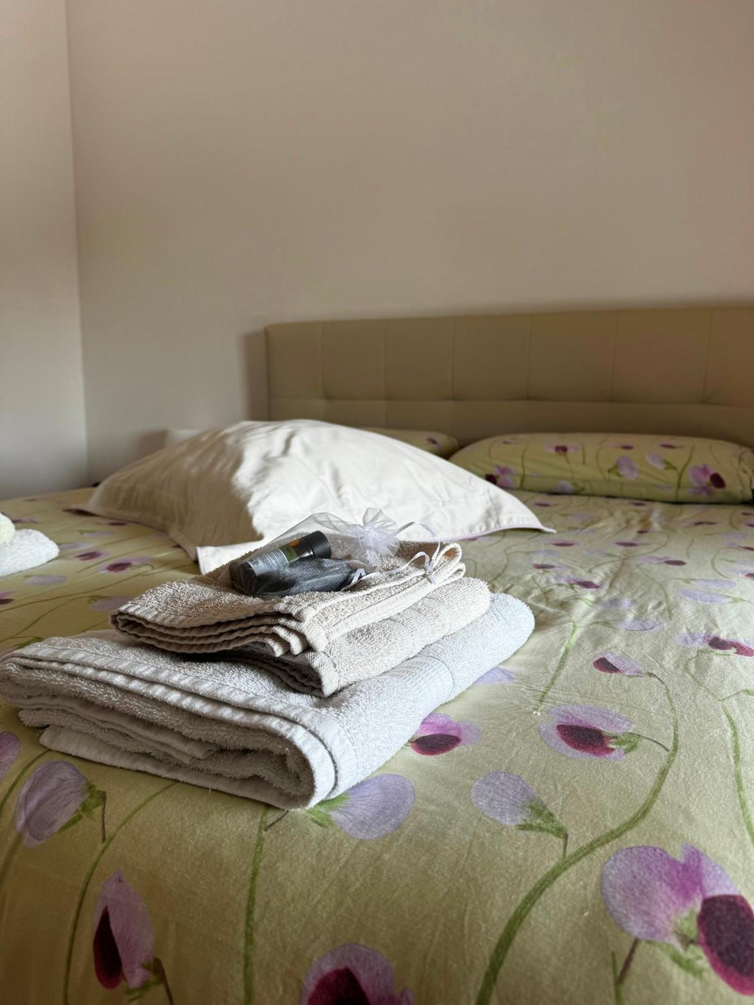 Antico Borgo Di Liteggio Bed & Breakfast Cologno al Serio Exterior photo
